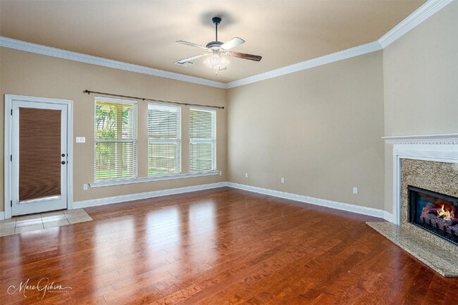 Photo - 602 Canoe Trail