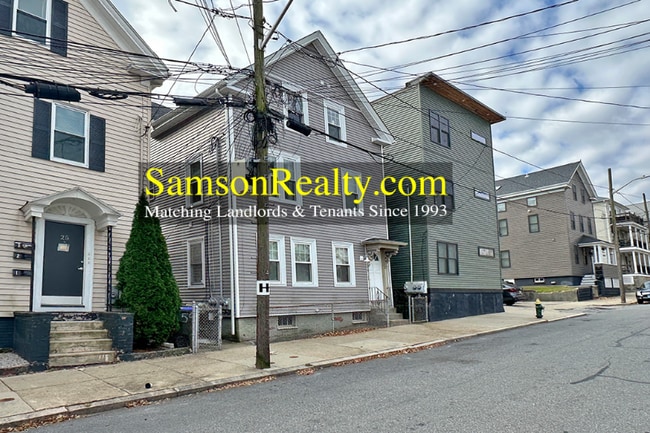 Building Photo - 21 E Transit St