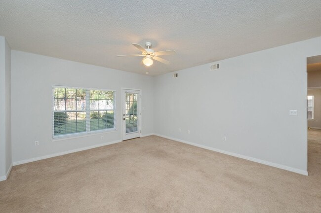 Photo - First Floor Oaks Unit! Unit 135