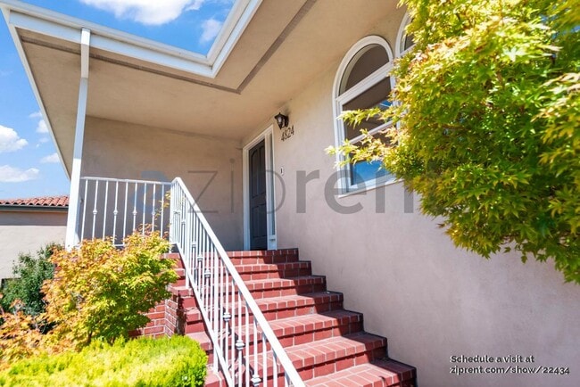 Photo - 4824 Proctor Ave