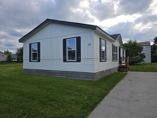 Very Nice 3 Bed 2 Bath Modular house - Very Nice 3 Bed 2 Bath Modular house