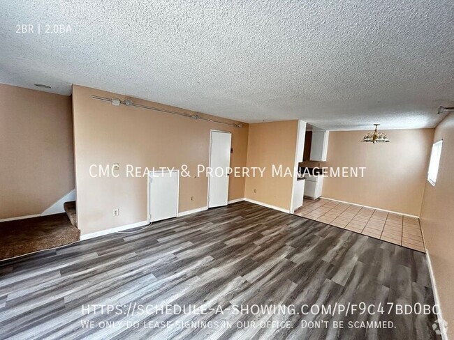 Building Photo - Spacious 2 bedroom 1.5 bath Unit 11 Rental