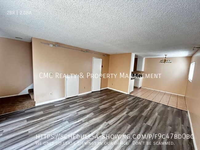 Spacious 2 bedroom 1.5 bath - Spacious 2 bedroom 1.5 bath Apartment Unit 11