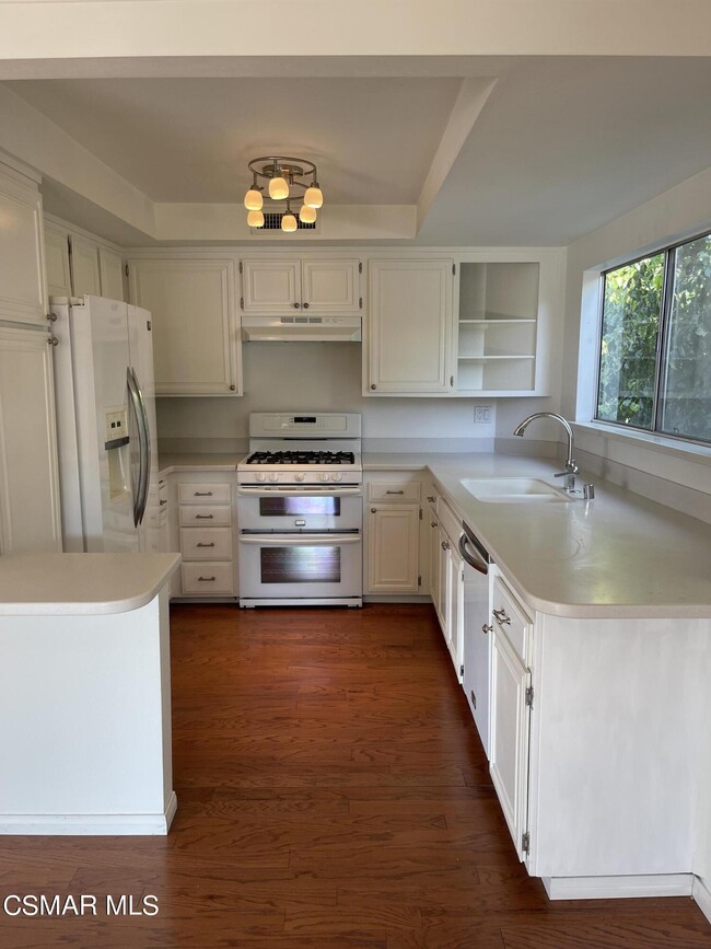 Photo - 3619 Summershore Ln