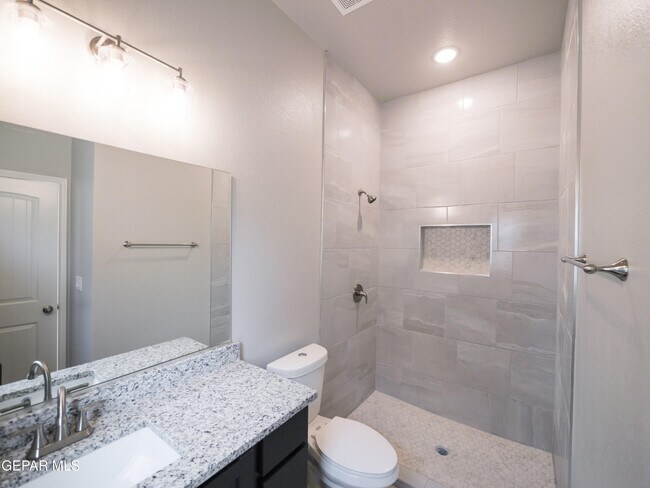 Photo - 905 Gulf Streams Ave