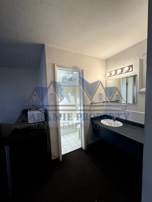 Photo - 165 N 3rd St Unidad 19