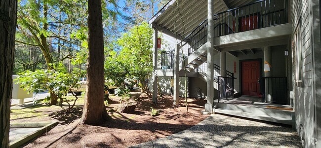 Building Photo - 14620 NE 80th Pl Unit 35A Rental