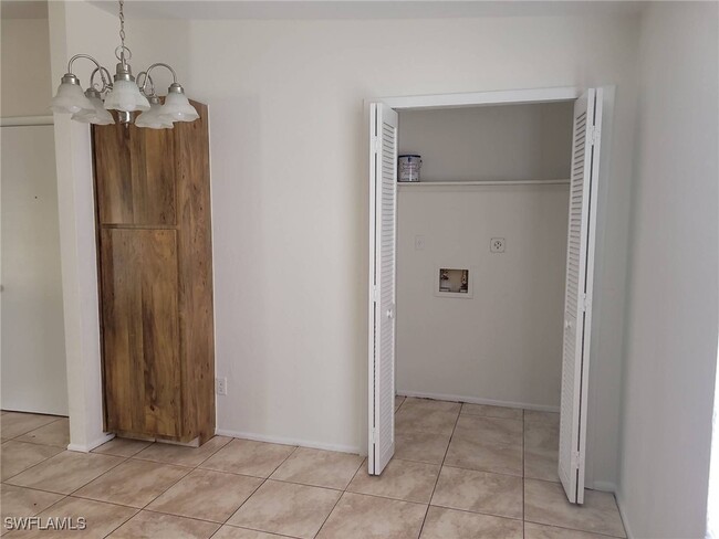 Photo - 622 SE 13th Ct Unit 4