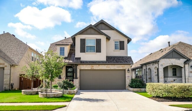 Building Photo - 112 Rosebush Dr