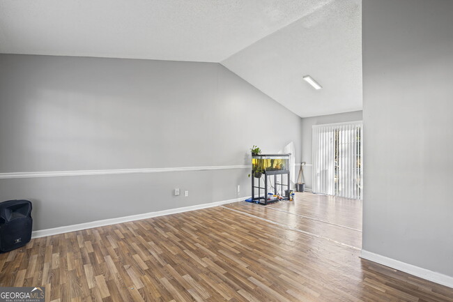 Photo - 5626 Pine Gate Dr