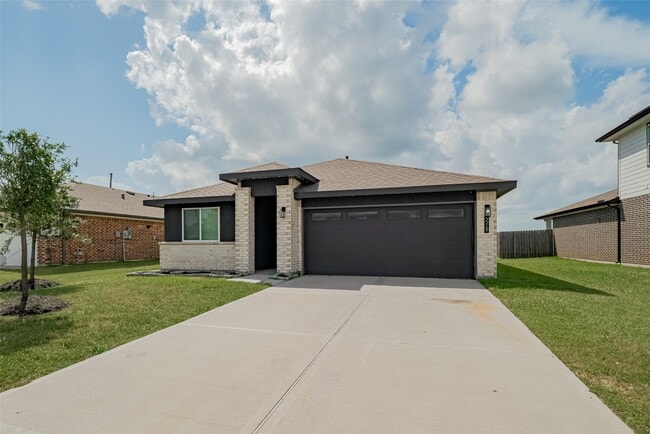 Photo - 14519 Sweetwater Dr