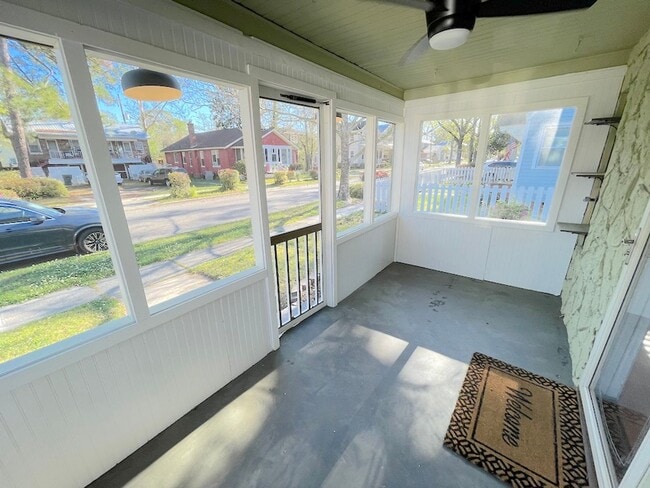 Photo - 3 BED | 2 BATH | MIDTOWN | FENCED YARD