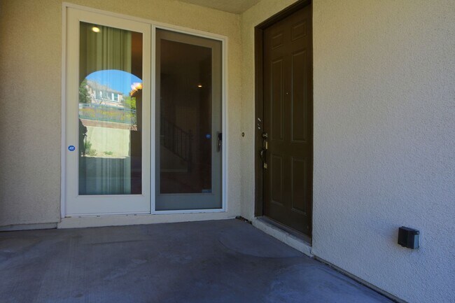 Photo - Step into luxurious simplicity