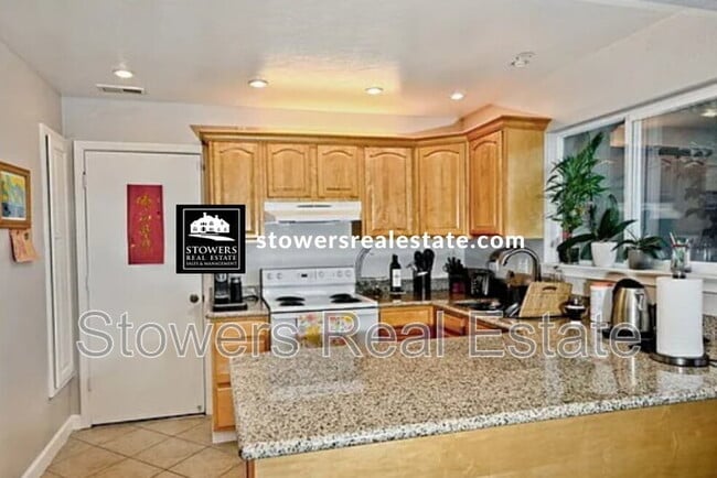 112 Summerwood Pl