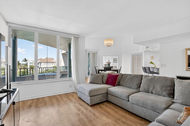 Photo - 120 SE 5th Ave Unit 520