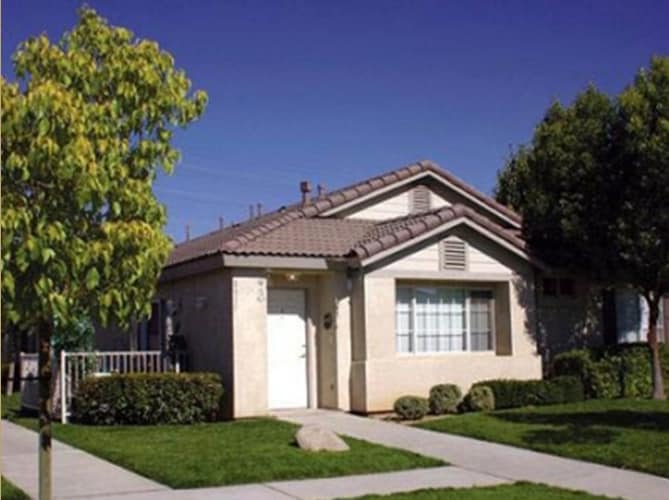 Pebble Creek Apartments - Pebble Creek Apartments