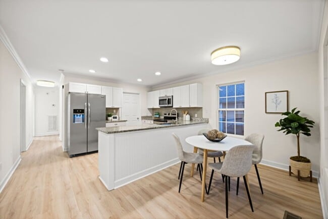 Photo - 3 bed, 2 bath home!