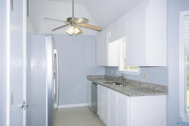 Photo - 215 Cypress Creek Dr