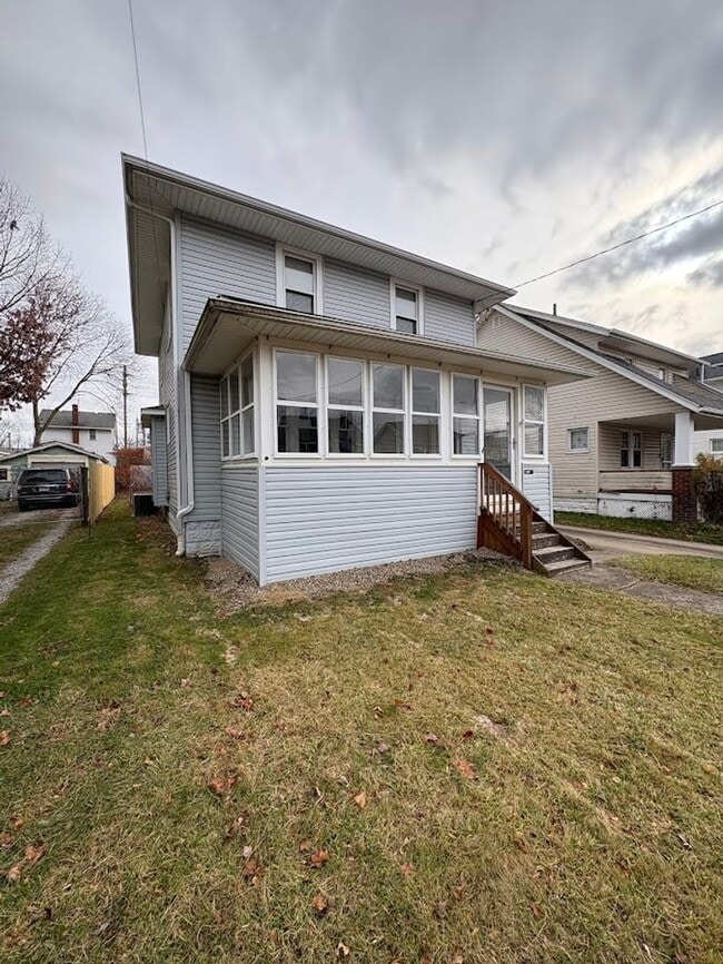 Photo - Three bedroom 1 1/2 bathroom home for rent