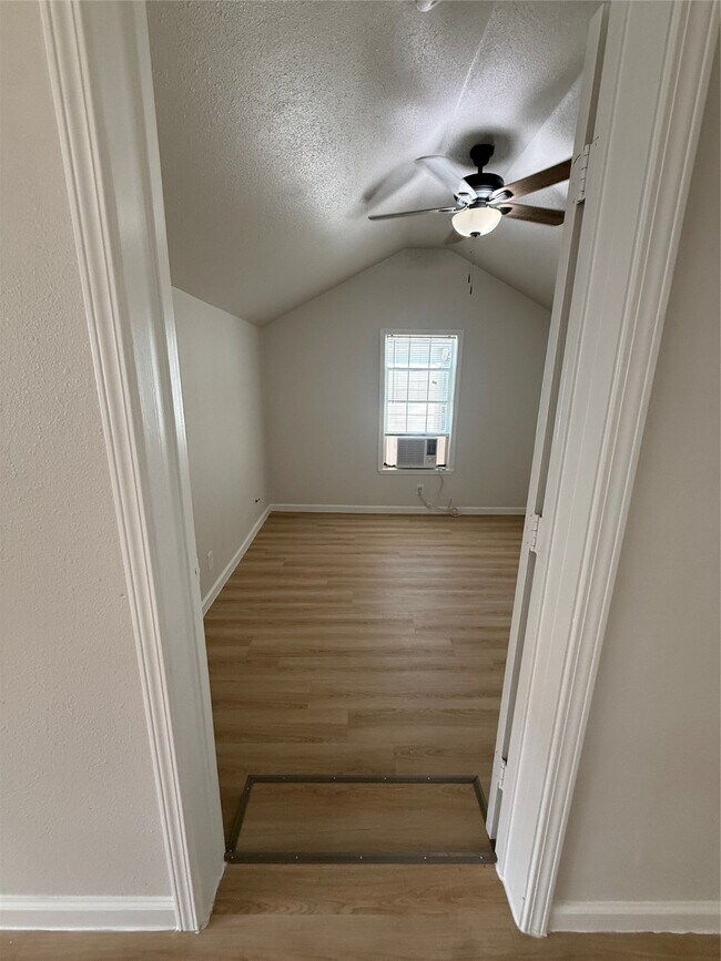 Building Photo - 7427 Avenue I Unit B Rental