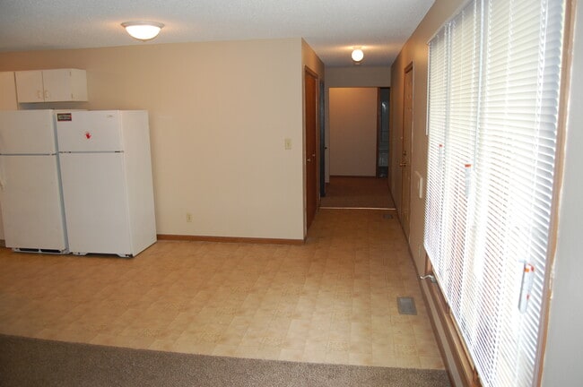 Informal dinning - 4945 Walker Ave Unit Apt1