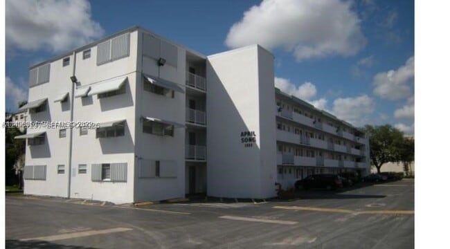 Photo - 1333 E Hallandale Beach Blvd Unit 329