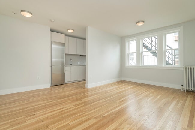 Photo - 136 Highland Ave Unidad 12