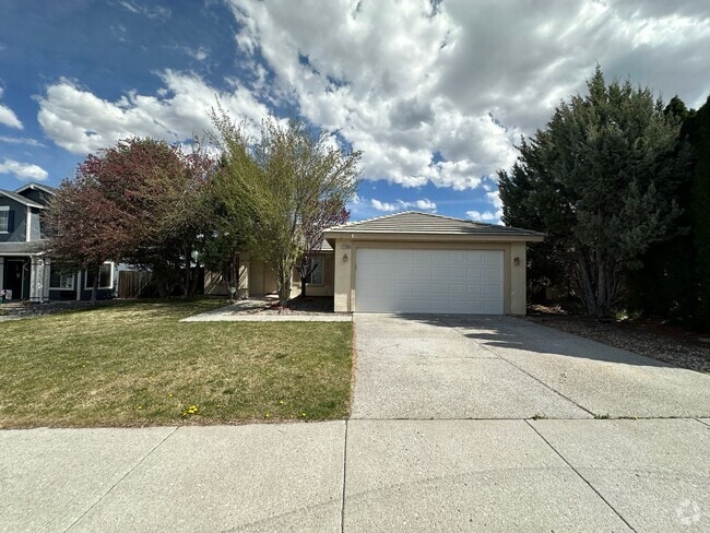 Building Photo - Country living in this single story 3 bedr... Rental
