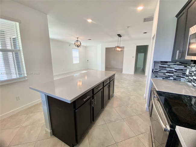 Photo - 7879 NW Greenbank Cir