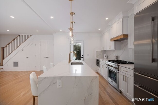 Photo - 82 Josephine Evaristo Ave