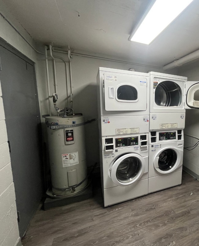 Photo - 312 S. Willaman Drive