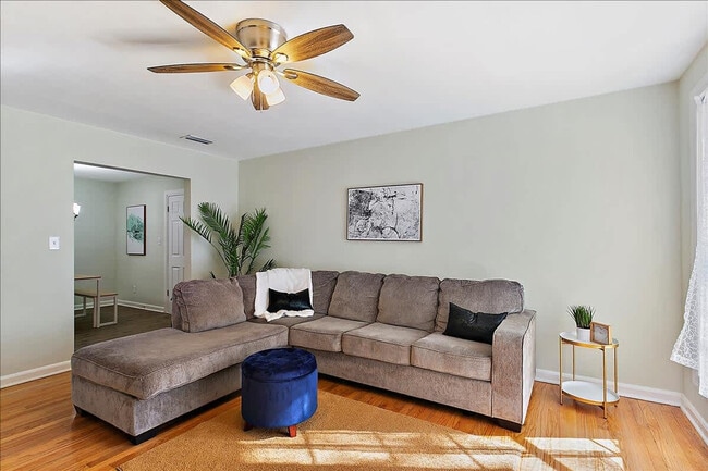 Photo - 8633 Emerald Isle Cir S Unit SI ID1578553P