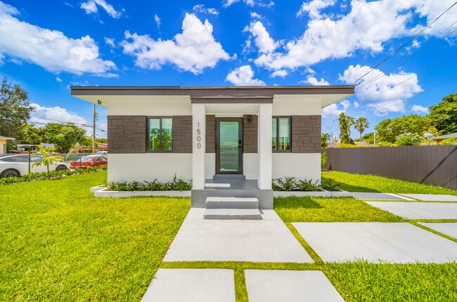 Photo - 1500 NW 52nd St Unit 1500