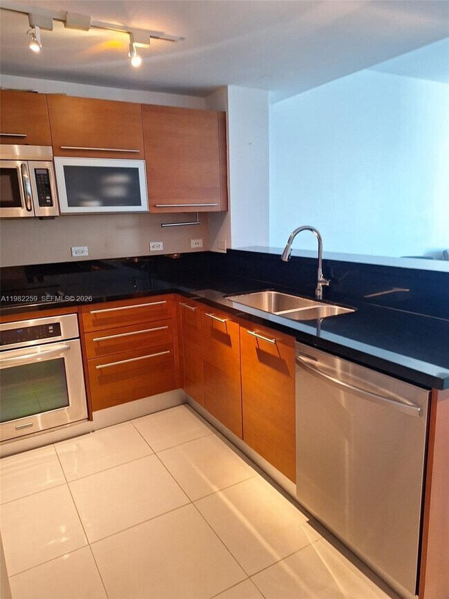 Photo - 253 NE 2nd St Unit 2606