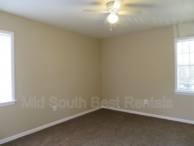 Photo - 3337 William Tell Dr