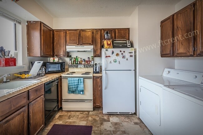 Photo - 1636 E Pitkin St Unit D