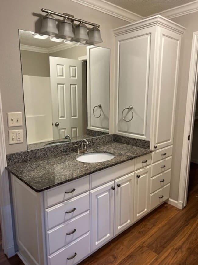 Photo - 1901-1902 Ethel St Unit 1901