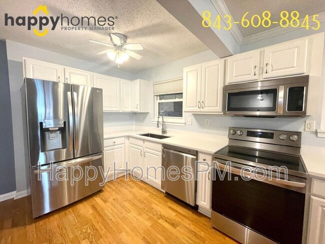 Building Photo - 415 Parkdale Dr Rental
