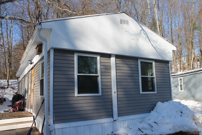 Photo - 192 Manchester St