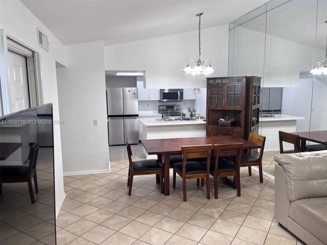 Photo - 125 Waterside Dr Unidad 125