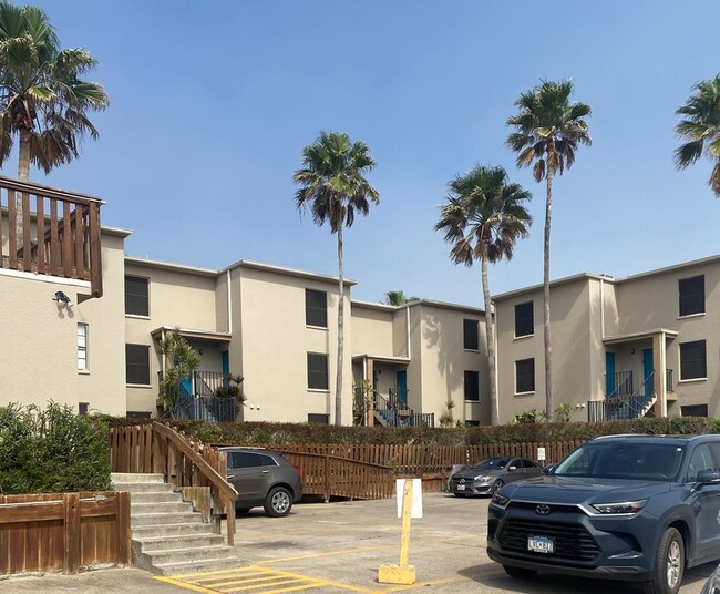 Photo - 104 Parade Dr Unidad 19 Rental