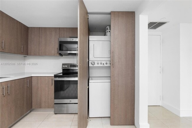 Photo - 1901 Brickell Ave Unit B1903