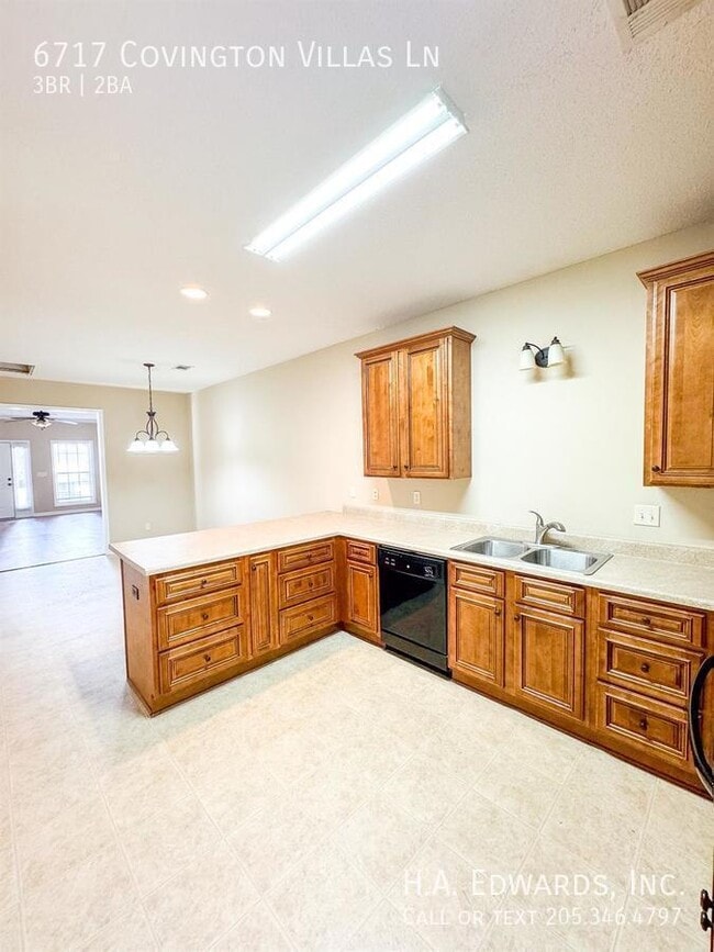 Photo - 6717 Covington Villas Ln