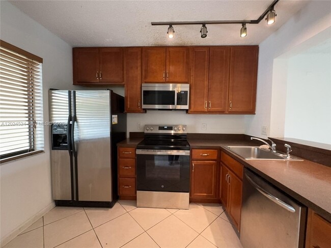 Photo - 6552 Arleigh Ct Unit 102