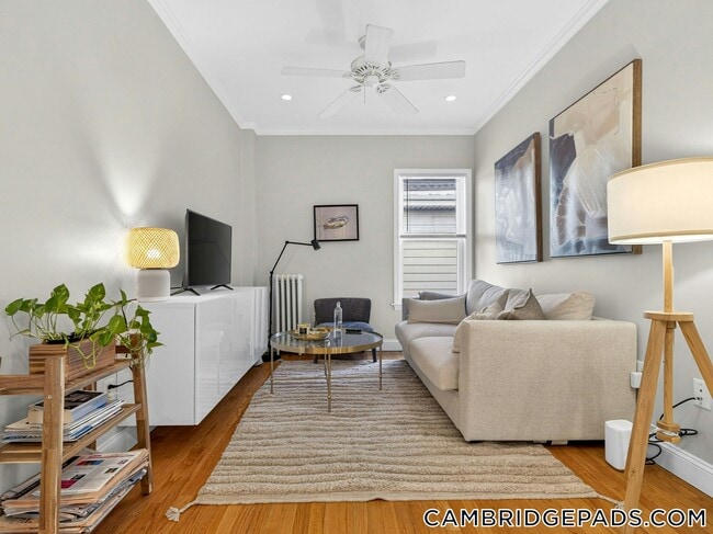 Photo - 1576 Cambridge St Unit 2R