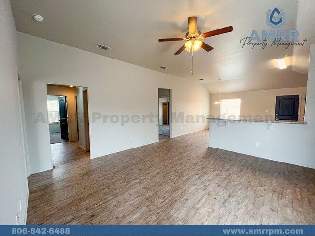 Photo - 716 Hillshire Ave