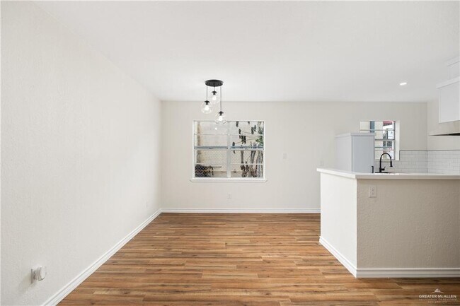 Photo - 12 N 23rd St Unit 3