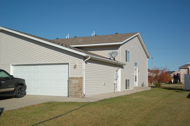 Photo - 4721 Townsite Pl S Townhome