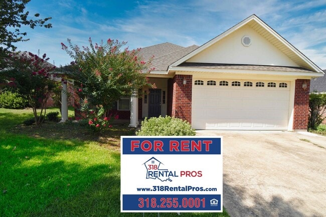 Building Photo - Spacious 3 Bedroom, 2 Bath Home