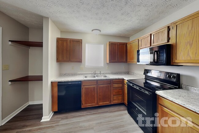 Photo - 7112 Spurrington Cir